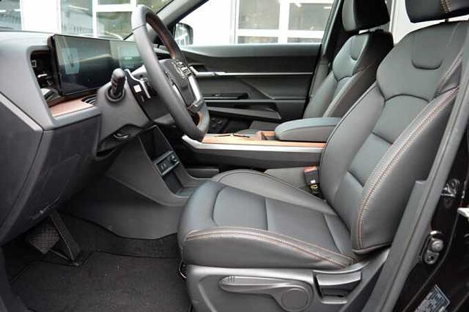 KGM Torres 1.5 T-Gdi Nomad 6/AT AWD *Leder+LED+ACC+SH*