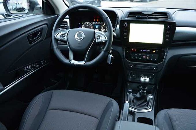 KGM Tivoli 1.5 T-GDI Nomad 6/MT *Cam+PDC+DAB+SH+Navi+LDWS*