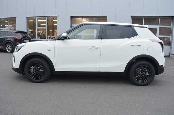 KGM Tivoli 1.5 T-GDI Nomad 6/MT *Cam+PDC+DAB+SH+Navi+LDWS*