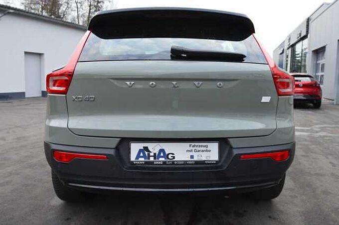Volvo XC40 P8 AWD Recharge Twin Plus *Standh.+AHK+LED* 