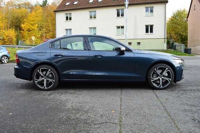 Volvo S60 B4 Plus Dark DCT *Nappa+DAB+3xPDC+Standh.+WR* 