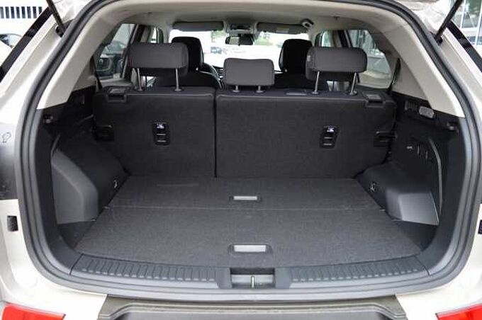 KGM Korando 1.5 T-GDI Nomad 6/AT *Cam+PDC+DAB+SH+Heizung* 