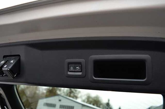 Mazda CX-30 2.0 e-SKYACTIV-G M-Hybrid Homura *AHK* 