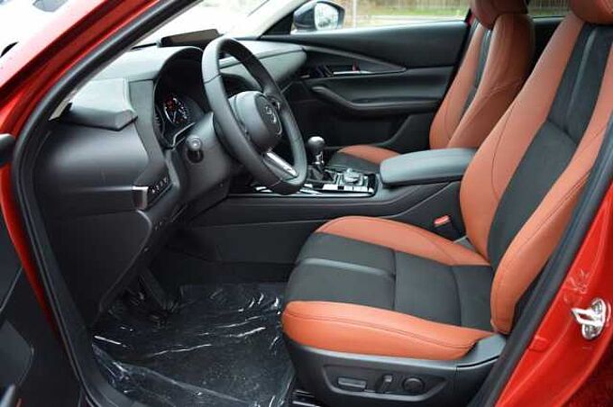 Mazda CX-30 2.0 e-SKYACTIV-X M-Hybrid Nagisa *Leder+LED* 