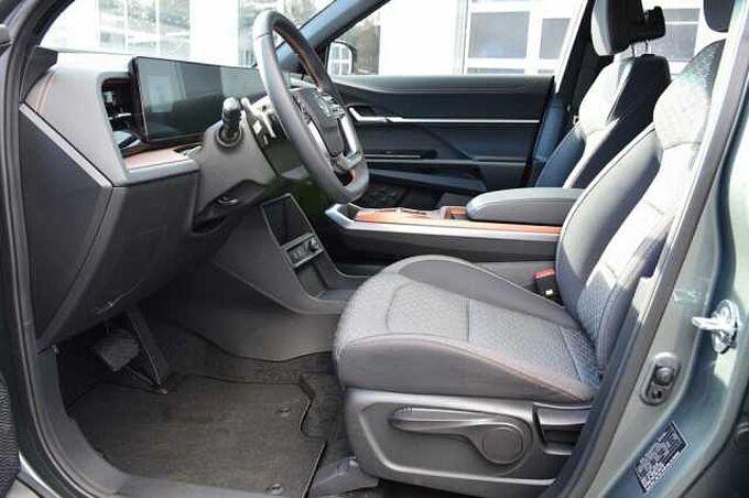 KGM Torres EVX Core *ACC+Cam+PDC+DAB+Navi* 