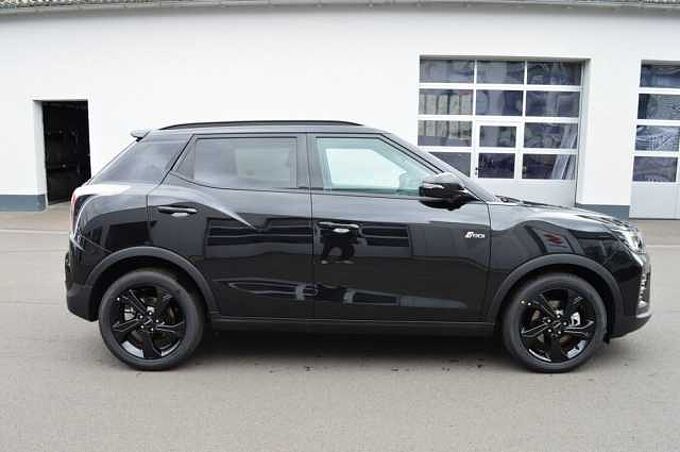 KGM Tivoli 1.5 T-GDI Nomad+ 6/AT *LED+Leder+2xPDC+Cam+SH* 