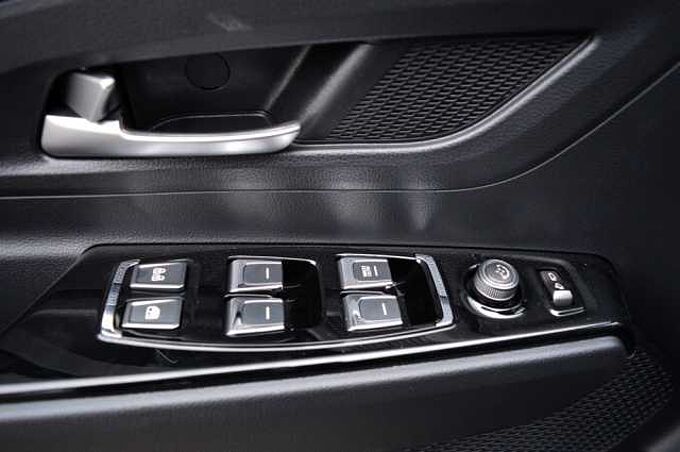 KGM Korando 1.5 T-GDI Nomad 6/AT *Cam+PDC+DAB+SH+Heizung* 