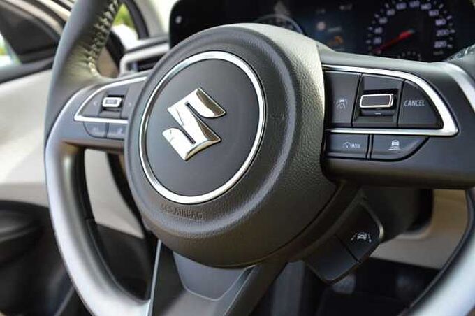 Suzuki Swift 1.2 Comfort+ Allgrip Hybrid *Voll* 