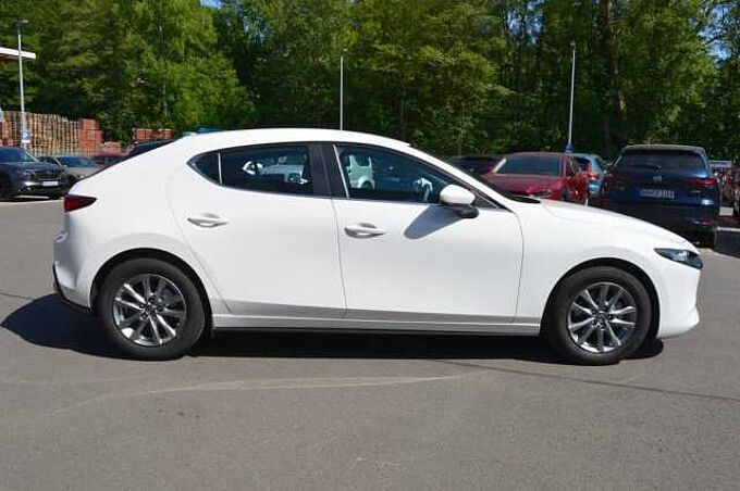 Mazda 3 2.0 e-SKYACTIV-G Prime-Line *WR+LED* 