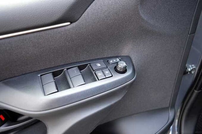Mazda 2 Hybrid 1.5 VVT-i CVT Centre-Line *SH+Cam+PDA* 