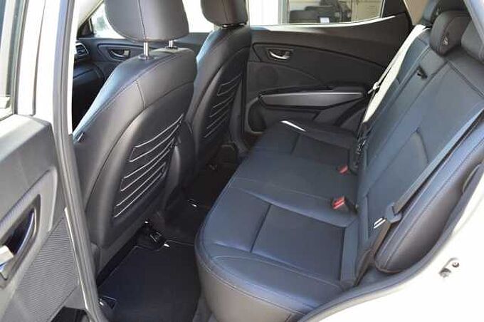 KGM Tivoli 1.5 T-GDI Nomad+ 6/AT AWD *LED+Leder+2xPDC+Cam+SH* 