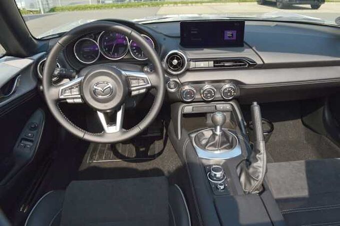 Mazda MX-5 1.5 SKYACTIV-G Homura *Voll+Recaro* 