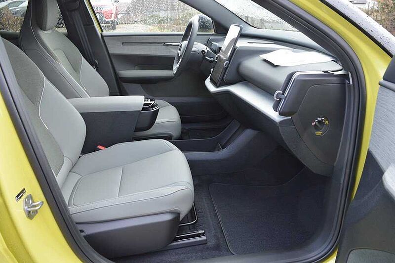 Volvo EX30 Single Motor Extended Range Plus *4 Pakete* Single Motor Extended Range Plus *4 Pakete*