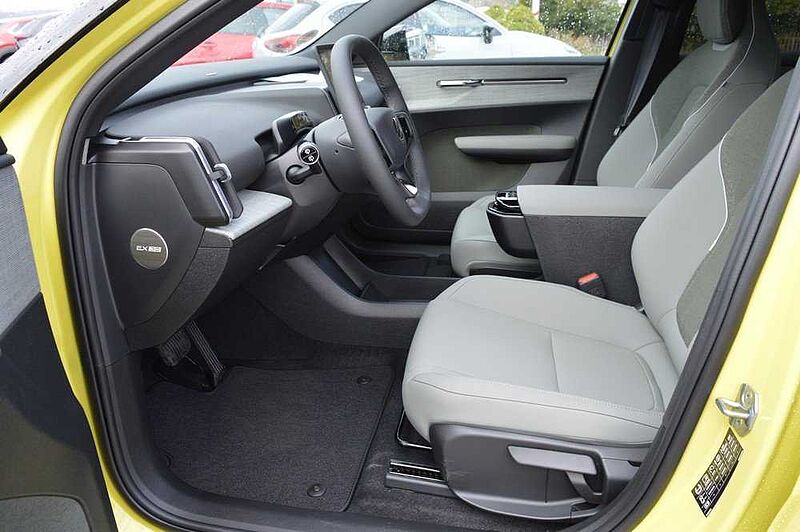Volvo EX30 Single Motor Extended Range Plus *4 Pakete* Single Motor Extended Range Plus *4 Pakete*
