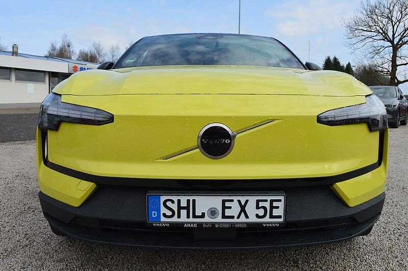 Volvo EX30 Single Motor Extended Range Plus *4 Pakete* Single Motor Extended Range Plus *4 Pakete*