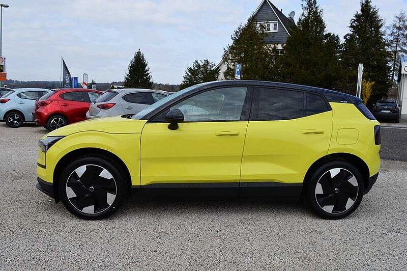 Volvo EX30 Single Motor Extended Range Plus *4 Pakete* Single Motor Extended Range Plus *4 Pakete*