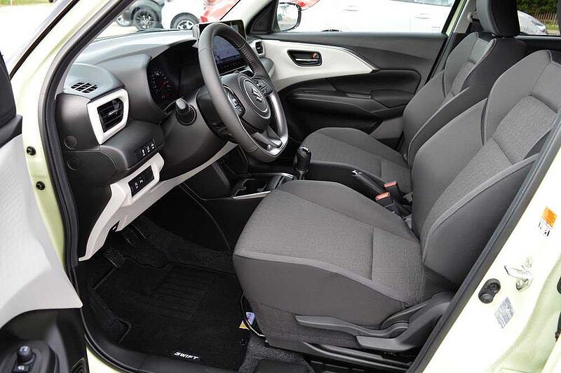 Suzuki Swift 1.2 Comfort+ Allgrip Hybrid *Voll* 1.2 Comfort+ Allgrip Hybrid *Voll*