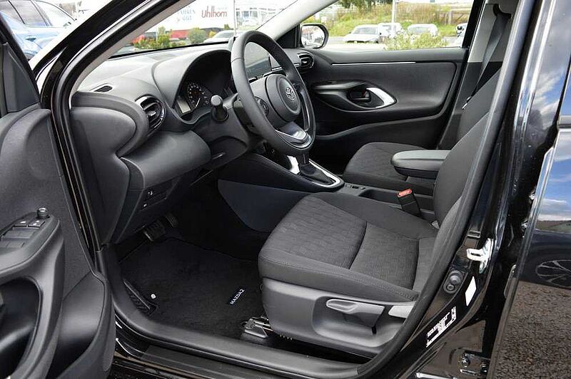 Mazda 2 Hybrid 1.5 VVT-i CVT Centre-Line *SH+Cam+DAB*