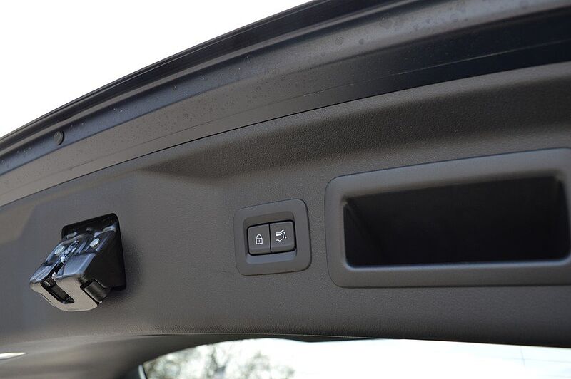 Mazda CX-80 3.3 e-Skyactiv-D AWD Homura Plus *Voll+Pano! *