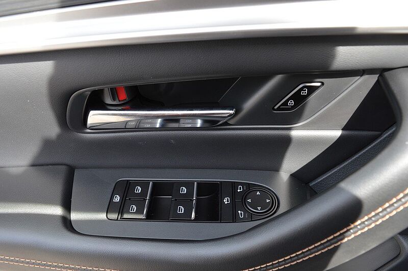 Mazda CX-80 3.3 e-Skyactiv-D AWD Homura Plus *Voll+Pano! *