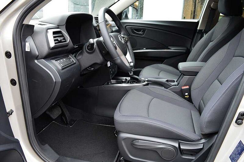 KGM Tivoli 1.5 T-GDI Nomad 6/AT *Cam+PDC+DAB+SH+Navi+LDWS*