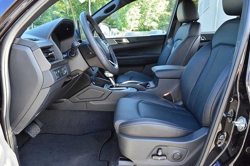 KGM Musso Grand 2.2 e-XDi Khan 6/AT AWD *limitiert+Voll*