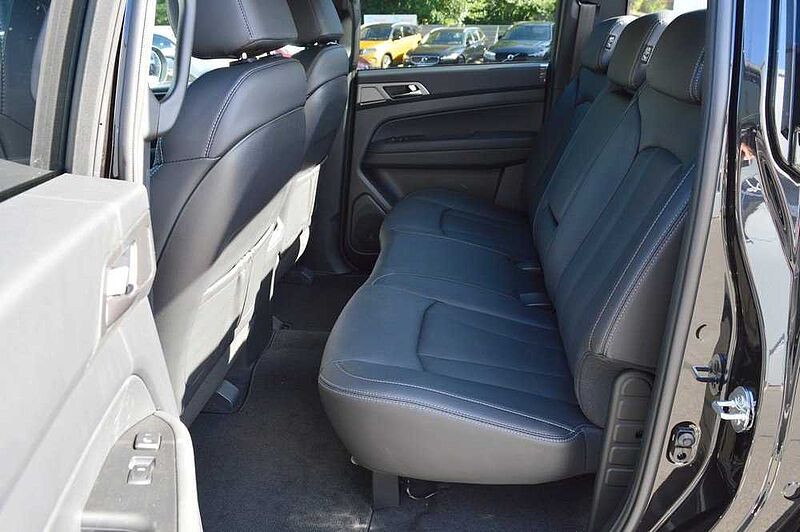 KGM Musso Grand 2.2 e-XDi Khan 6/AT AWD *limitiert+Voll*