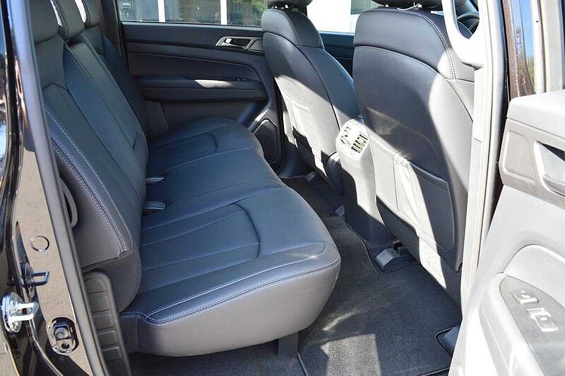 KGM Musso Grand 2.2 e-XDi Khan 6/AT AWD *limitiert+Voll*