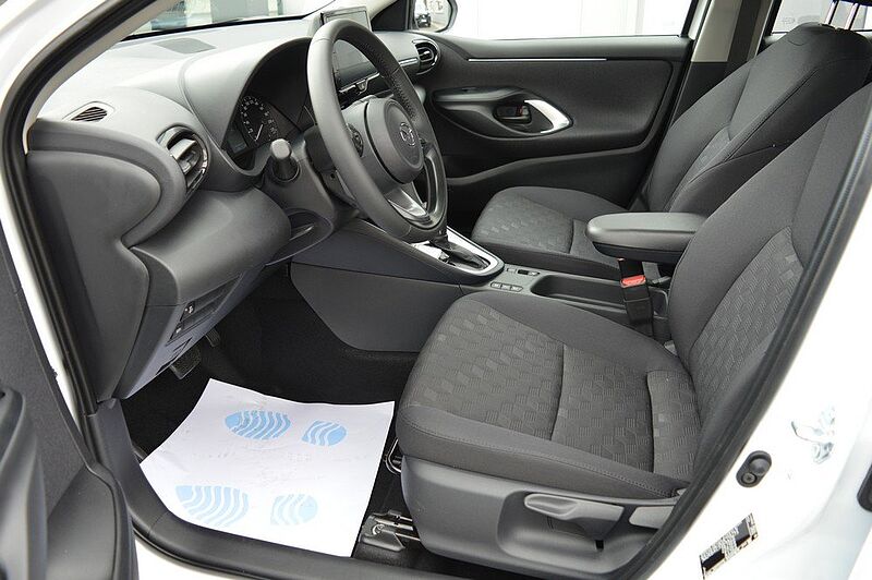 Mazda 2 Hybrid 1.5 VVT-i CVT Centre-Line *SH+Cam+DAB*