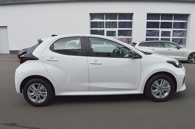 Mazda 2 Hybrid 1.5 VVT-i CVT Centre-Line *SH+Cam+DAB*