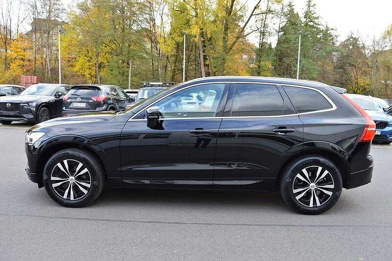 Volvo XC60 B5 AWD Geartronic Momentum Pro *LED+WR+AHK*