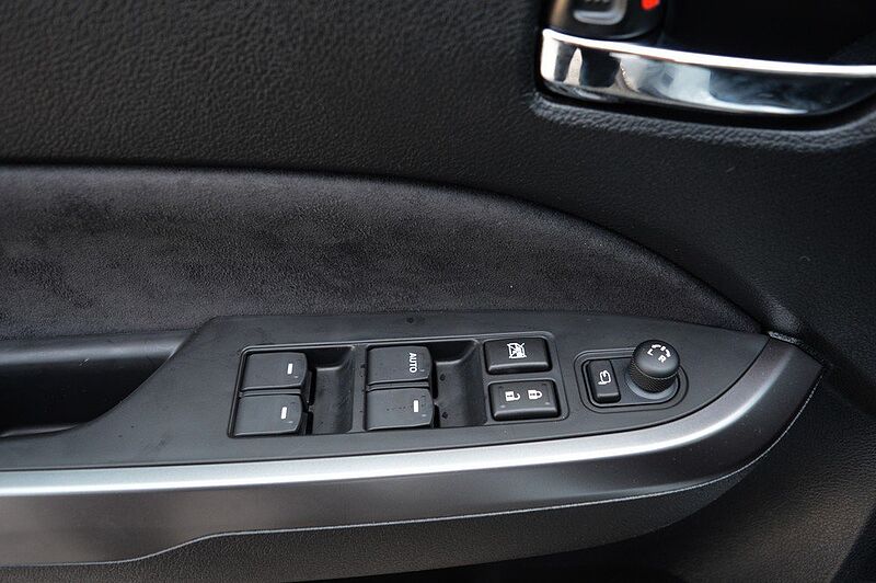 Suzuki Vitara 1.4 Comfort+ ALLGRIP Hybrid *Voll+Pano*