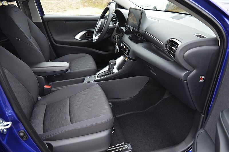 Mazda 2 Hybrid 1.5 VVT-i CVT Centre-Line *SH+Cam+DAB*