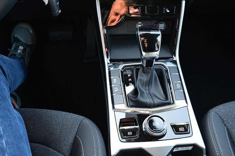 KGM Korando 1.5 T-GDI Nomad 6/AT *Cam+PDC+DAB+SH+Heizung*