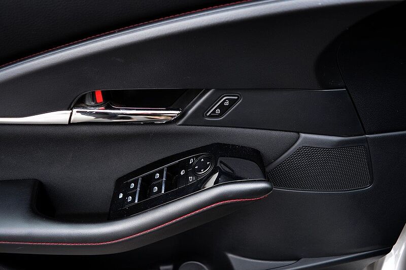 Mazda CX-30 2.0 e-SKYACTIV-G M-Hybrid Homura *AHK*