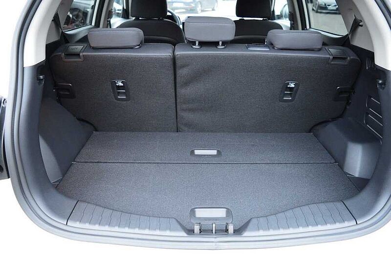 KGM Tivoli 1.5 T-GDI Essential 6/AT *Cam+PDC+DAB+SH+Navi+LDWS*