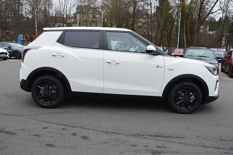 KGM Tivoli 1.5 T-GDI Essential 6/AT *Cam+PDC+DAB+SH+Navi+LDWS*