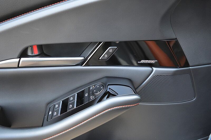 Mazda CX-30 2.5 e-SKYACTIV-G M-Hybrid Nagisa *Leder+LED*