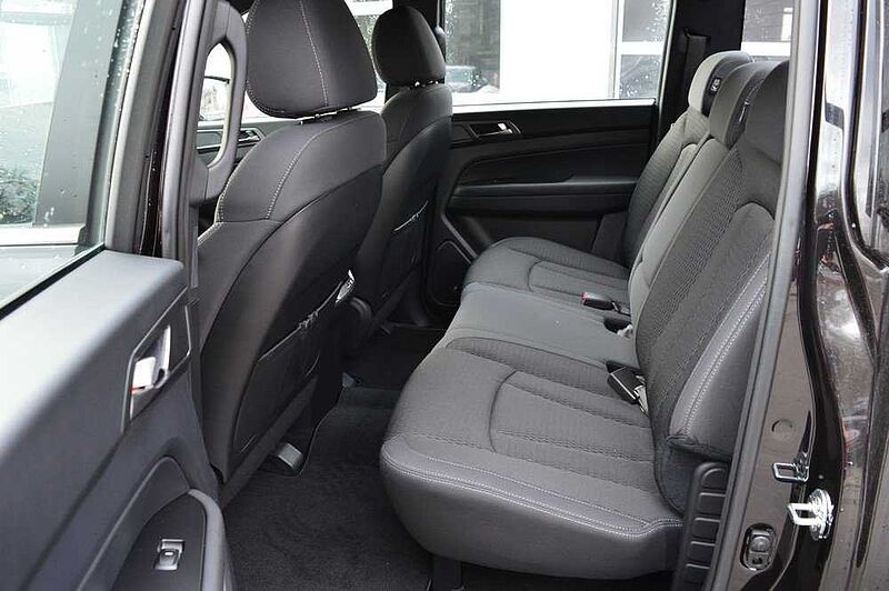 KGM Musso Grand 2.2 e-XDi Core 6/MT AWD *PDC+Cam+DAB+Navi*