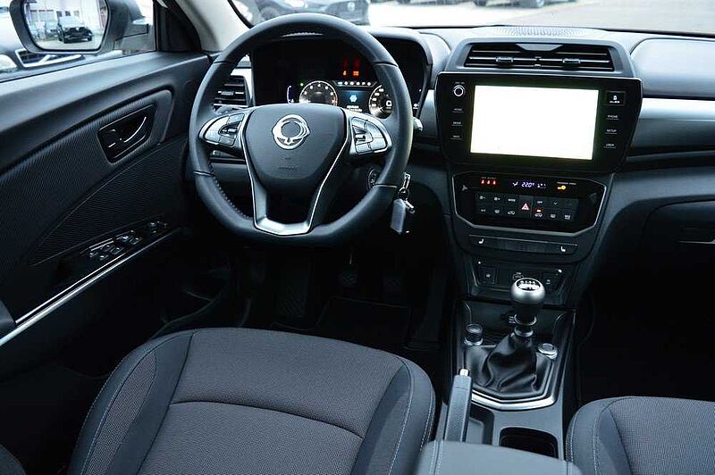 KGM Tivoli 1.5 T-GDI Nomad 6/MT *Cam+PDC+DAB+SH+Navi+LDWS*