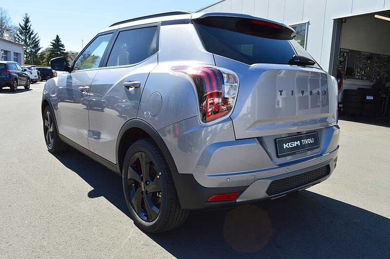 KGM Tivoli 1.5 T-GDI Nomad+ 6/AT *LED+Leder+2xPDC+Cam+SH*