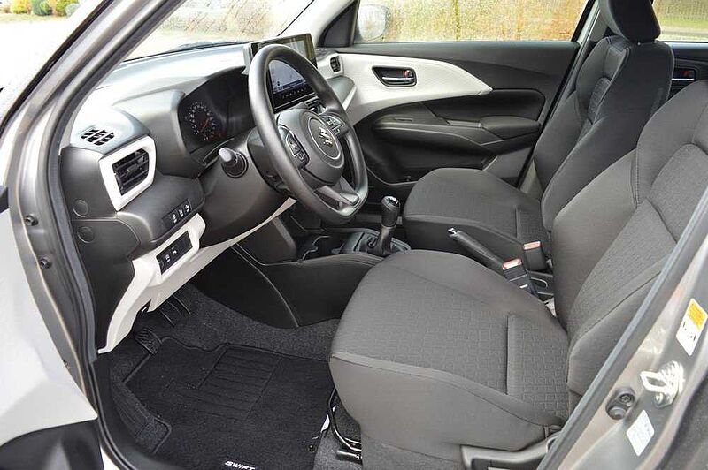 Suzuki Swift 1.2 Club Hybrid *Navi+LED+ACC*