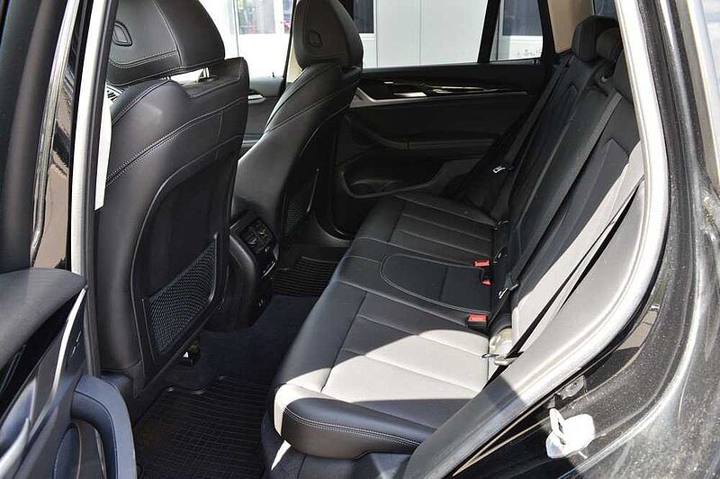 BMW X3 xDrive 30i Mild Hybrid *Keskin+WR Alu+AHK+LED+DAB+Leder*