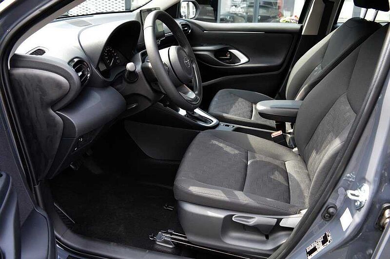 Mazda 2 Hybrid 1.5 VVT-i CVT Centre-Line *SH+Cam+PDA*