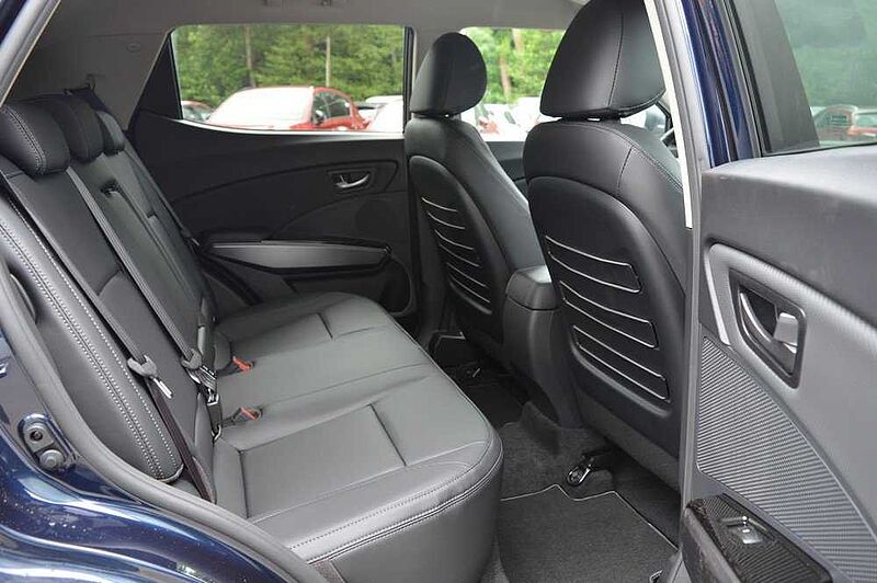 KGM Tivoli 1.5 T-GDI Nomad+ 6/MT *LED+Leder+2xPDC+Cam+SH*