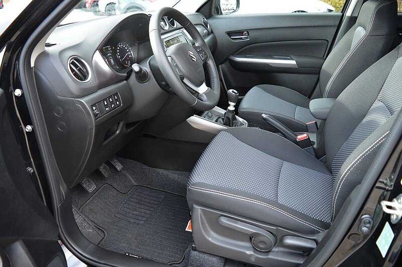 Suzuki Vitara 1.4 Comfort ALLGRIP Hybrid *ACC+LED+AHK*