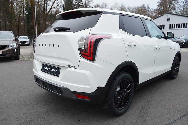 KGM Tivoli 1.5 T-GDI Nomad 6/AT *Cam+PDC+DAB+SH+Navi+LDWS*