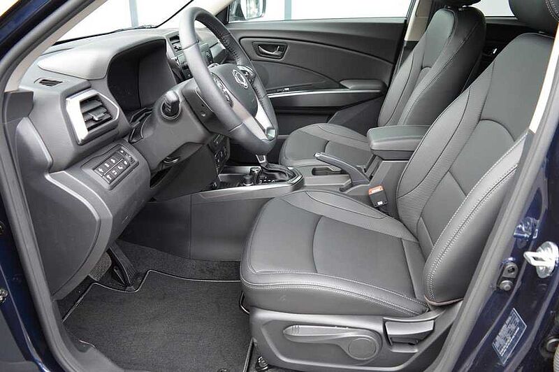 KGM Tivoli 1.5 T-GDI Nomad+ 6/AT *LED+Leder+2xPDC+Cam+SH*