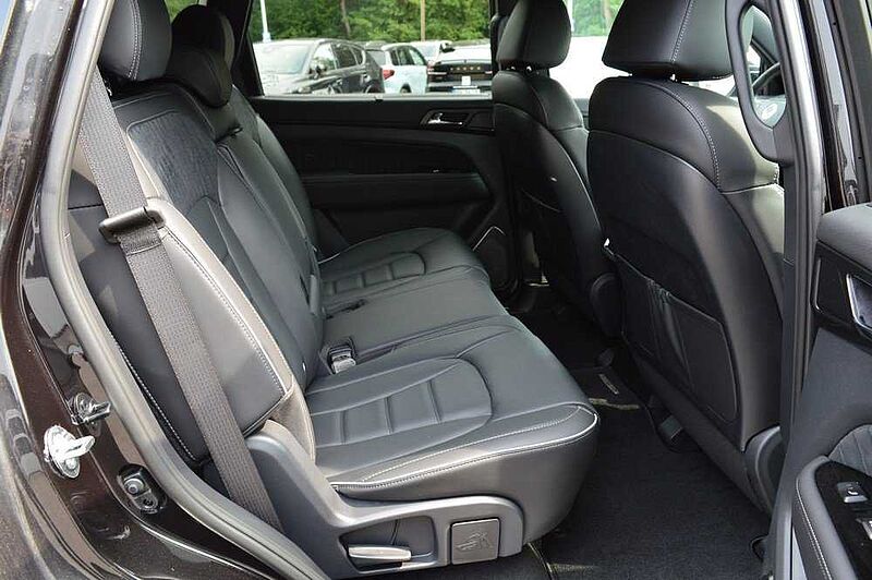 KGM Rexton 2.2 e-XDi Lux 8/AT AWD *360+Sperre+LED+ACC+SD*