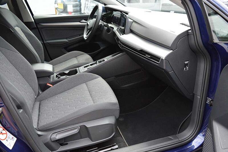 Volkswagen Golf Variant VIII 2.0 TDI Move *AHK+LED+CAM*